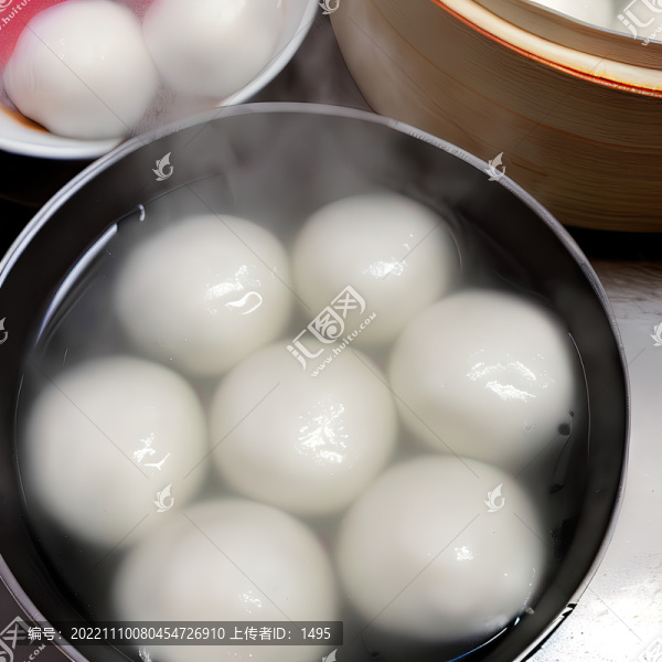 熱氣騰騰的湯圓