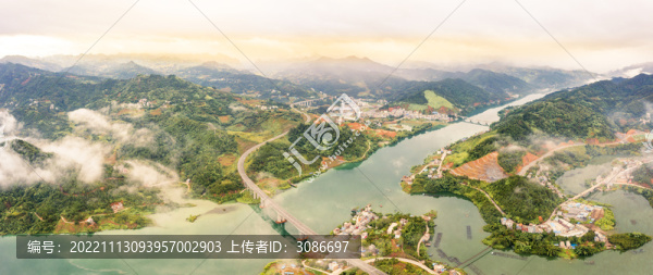 紅水河?xùn)|蘭風(fēng)光