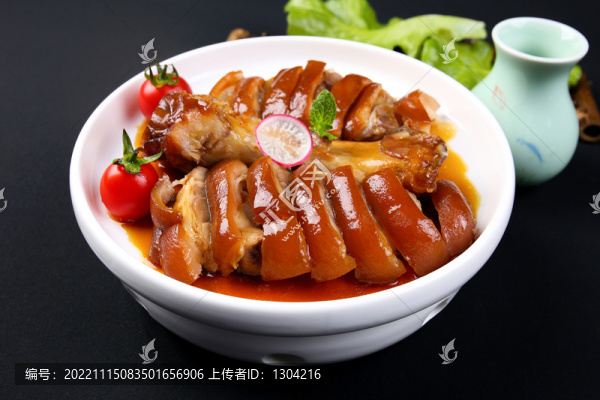 霸皇鹵香肘子
