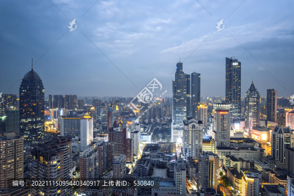 航拍江蘇無(wú)錫城市夜景