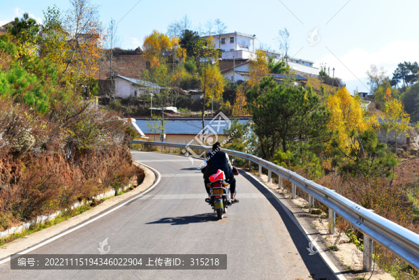 鄉(xiāng)村秋色