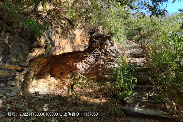 北京八大處公園摩崖谷
