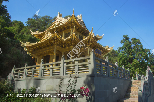 漳州七首巖寺銅殿
