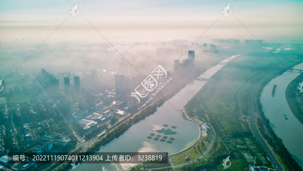 航拍城市夏日公園風(fēng)景