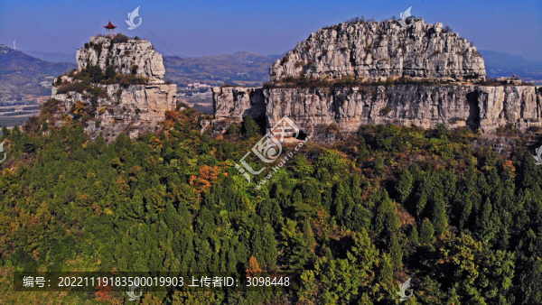曾子山秋景