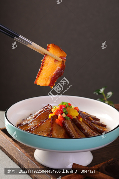 臘肉蒸筍
