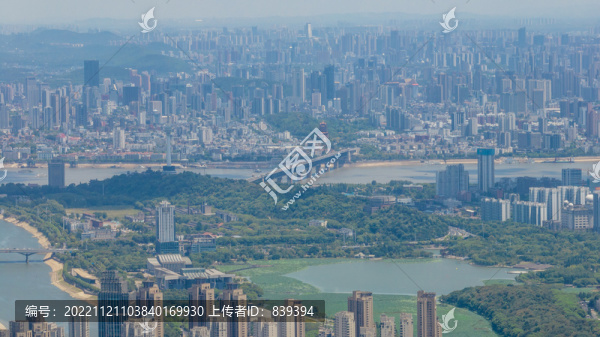 武漢江城