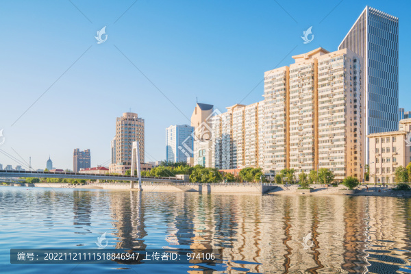 天津城市建筑和海河和橋梁