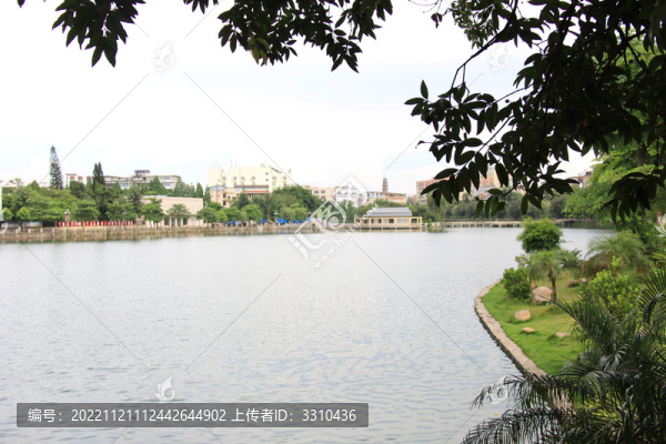 鱷湖公園