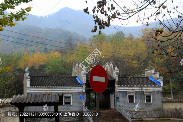 湖北新五師紅色舊址秋景