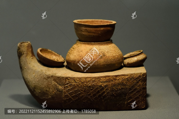 帶釜鍋甑釉陶船形灶