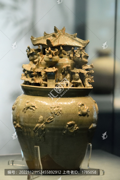青釉堆塑罐