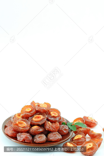 半梅