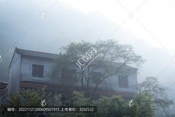 嘉午臺(tái)山腳建筑