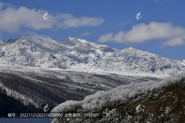雪山