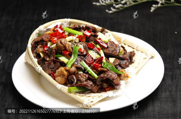 五花肉炸腰片