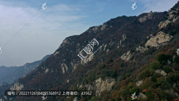 航拍秦嶺山脈秋景秦楚古道