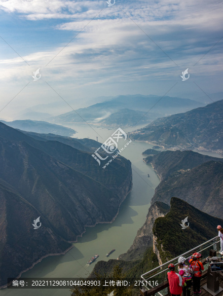 三峽之巔