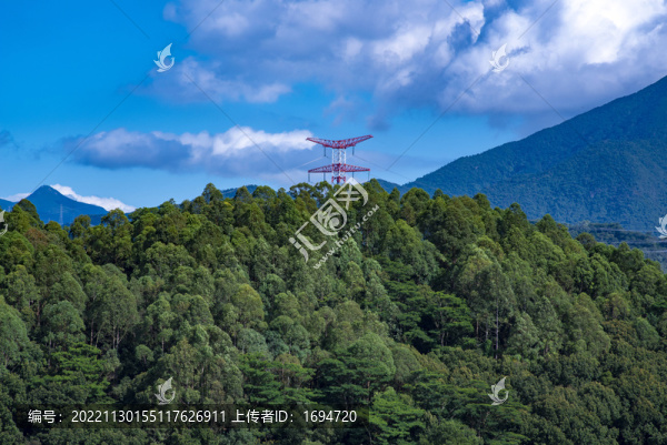 遠山電塔