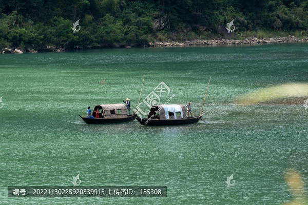 烏篷船