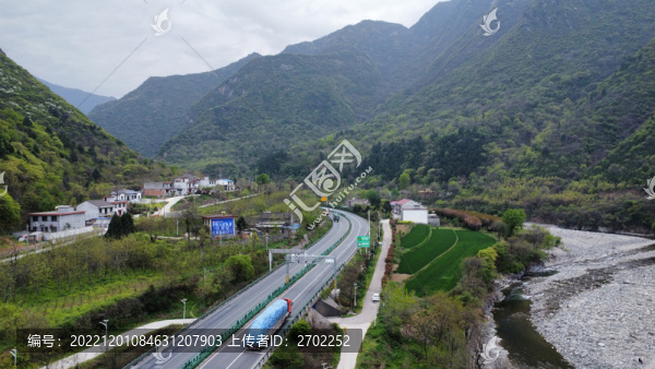 秦嶺山水風(fēng)光
