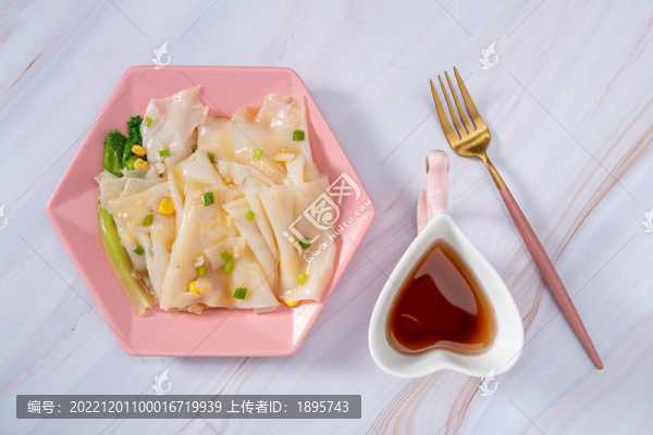廣式早餐玉米腸粉