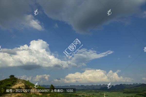 藍天白云田園風(fēng)光