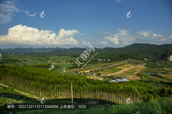 鄉(xiāng)村農(nóng)村藍(lán)天白云