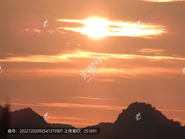 馬山日出