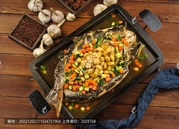 醇厚蒜香烤魚