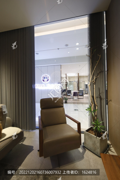 進(jìn)口家具店環(huán)境