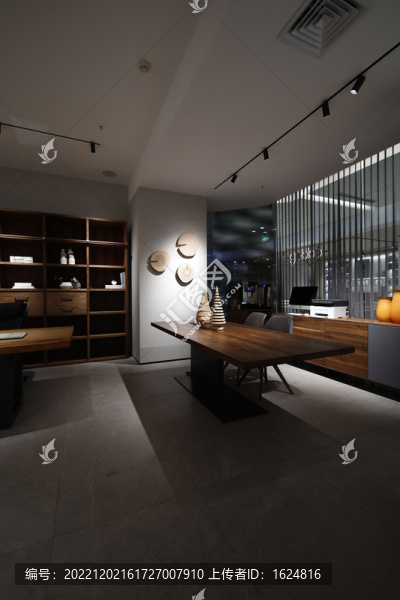 進(jìn)口家具店空間