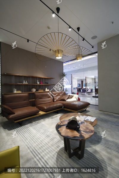 進(jìn)口家具店空間