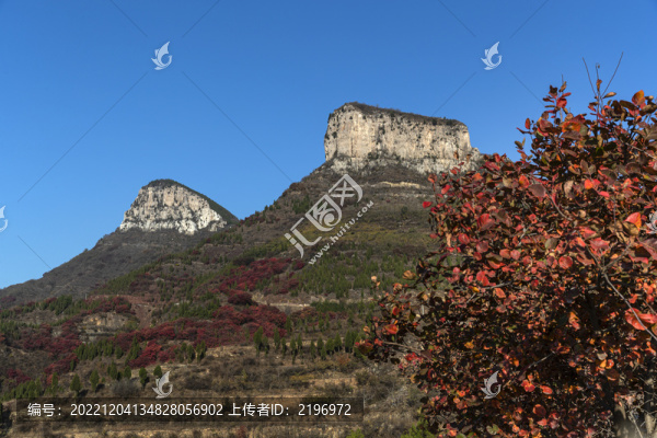 喀斯特地形地貌秋色