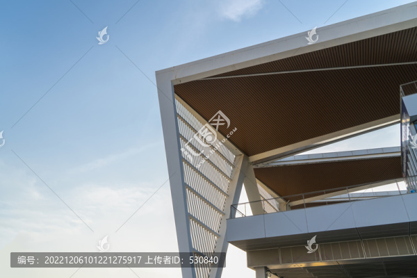 都市現(xiàn)代建筑仰拍
