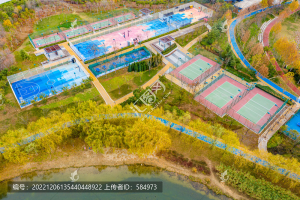 航拍鄭州足球公園籃球場(chǎng)網(wǎng)球場(chǎng)