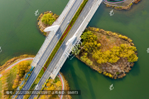 航拍鄭州龍子湖公園人工島嶼