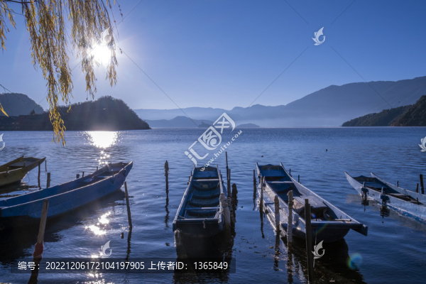瀘沽湖