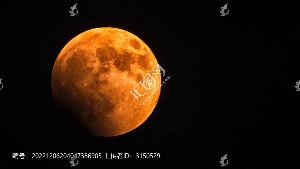 大又圓的月亮