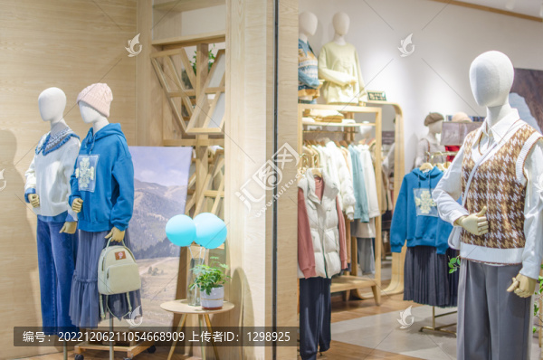 兒童冬裝專賣店陳列設(shè)計(jì)