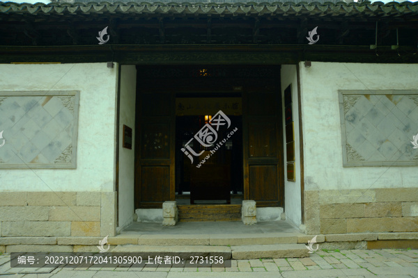 古建筑大門