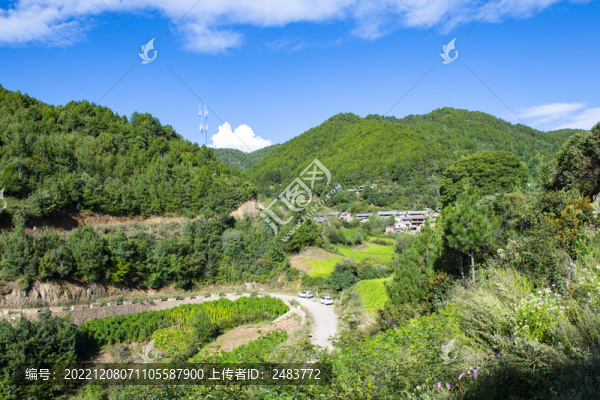 大理市劍川縣馬坪關藍天白云