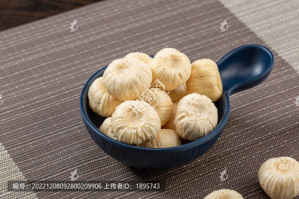 漢族古老傳統(tǒng)名點(diǎn)糖瓜