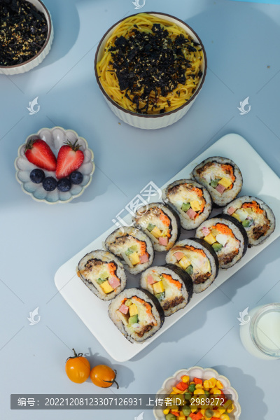 紫菜包飯