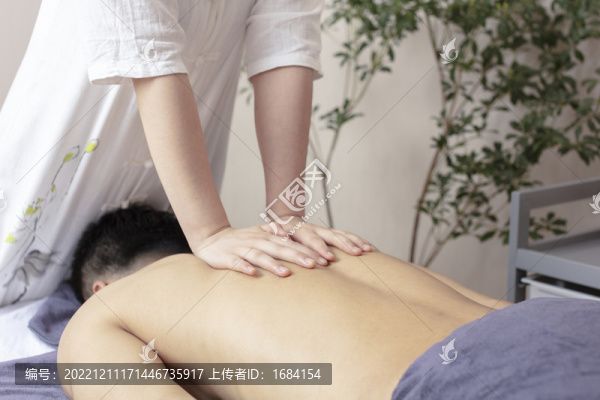 按摩艾灸推拿
