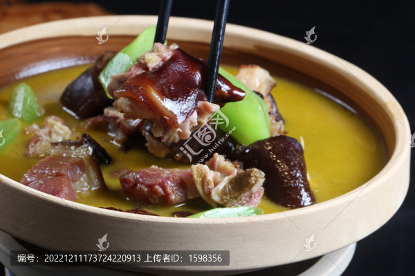 湘西臘豬腳