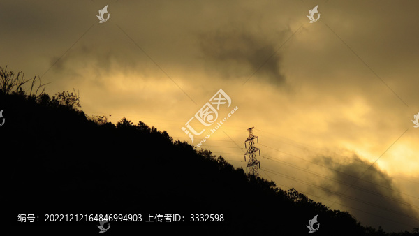 天空霞光