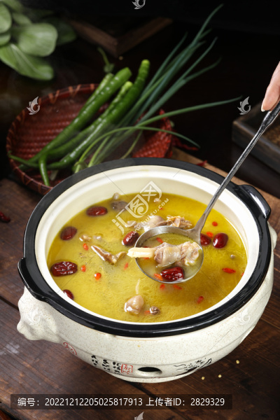 寒菌雞湯