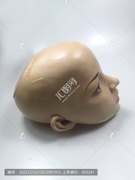 假模