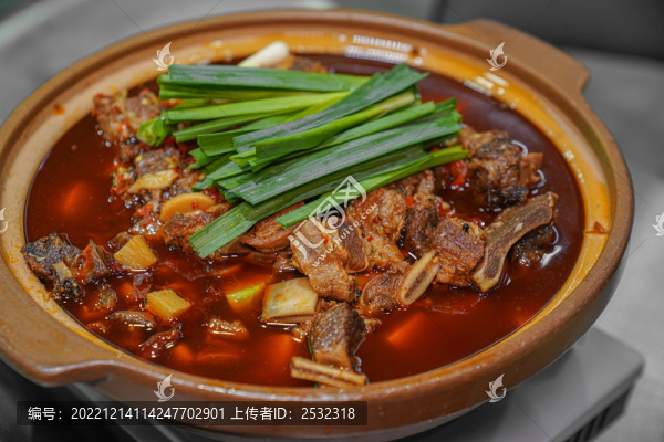 牛腩煲牛排煲牛雜煲牛肉火鍋